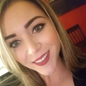 Meet your Posher, Brenna